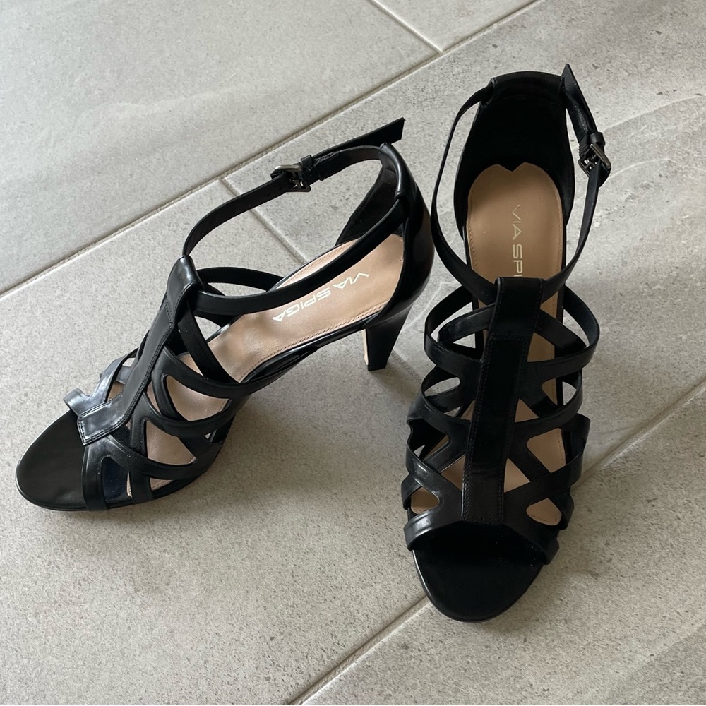 Via Spiga  Black strappy heels with silver buckle